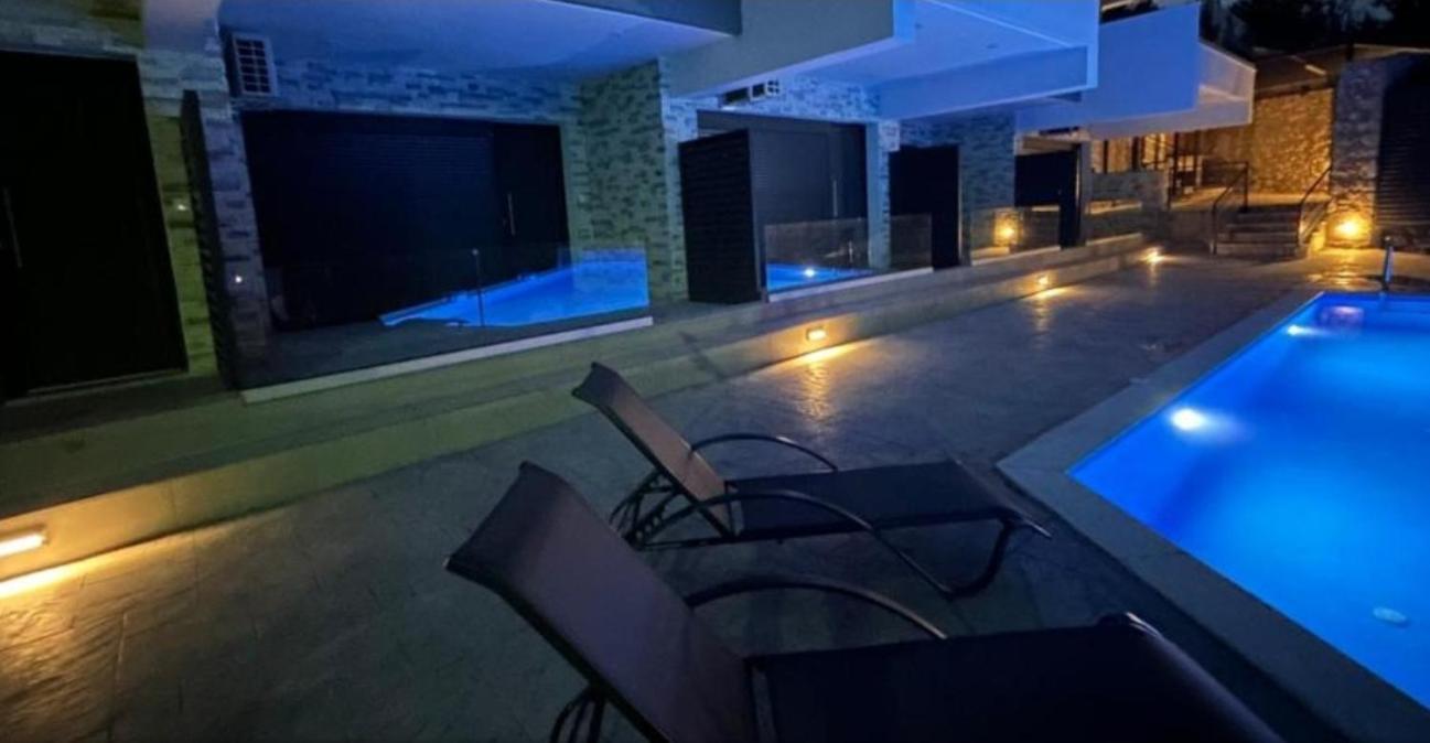 Amelia Luxury Suite Nikiana Bagian luar foto