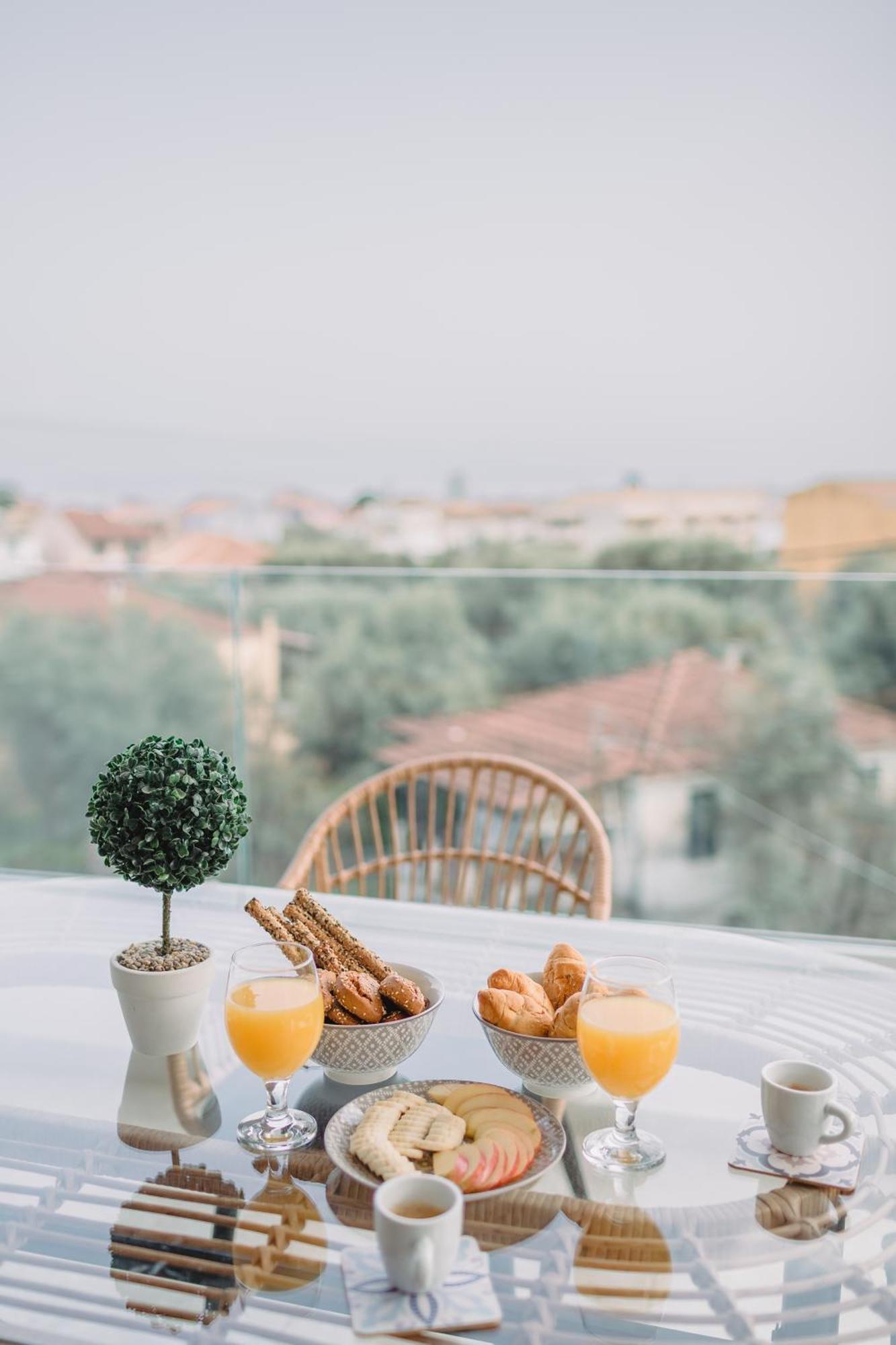 Amelia Luxury Suite Nikiana Bagian luar foto